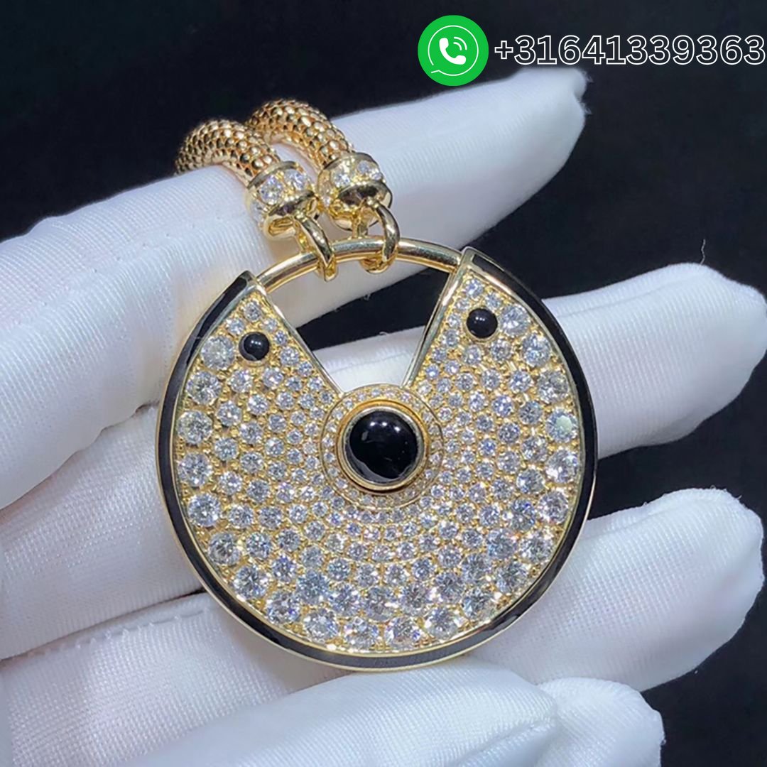 Cartier-Amulette-(4)