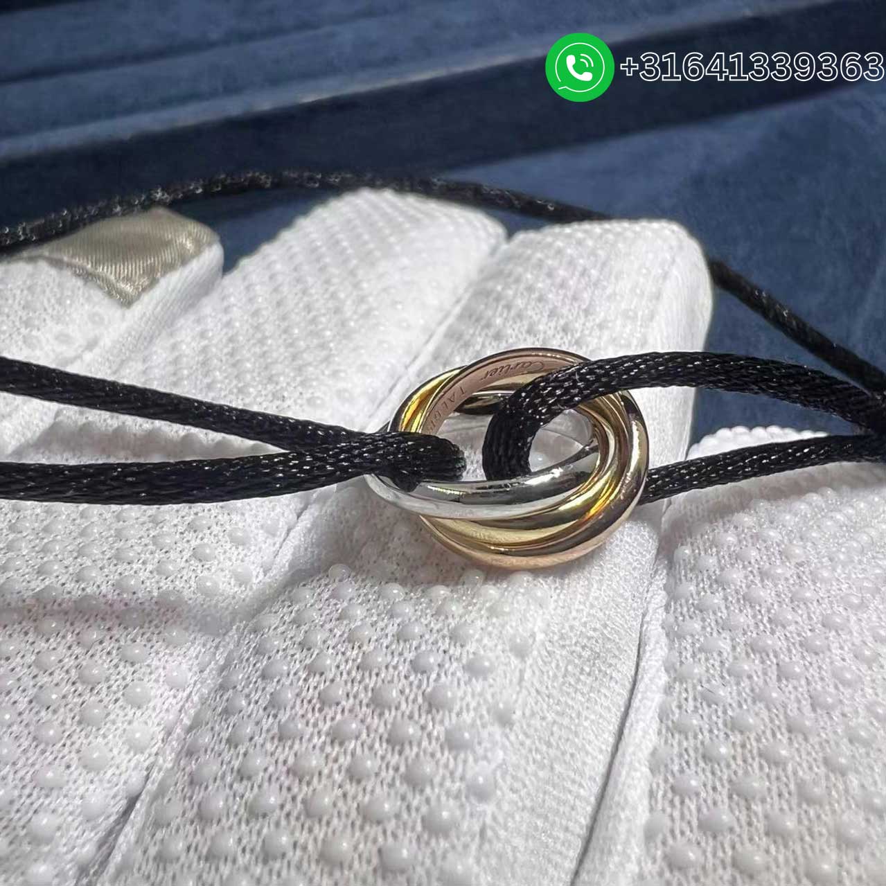 Cartier-Trinity-De-Cartier-Classic-18k-Three-Tone-Gold-Bracelet-2