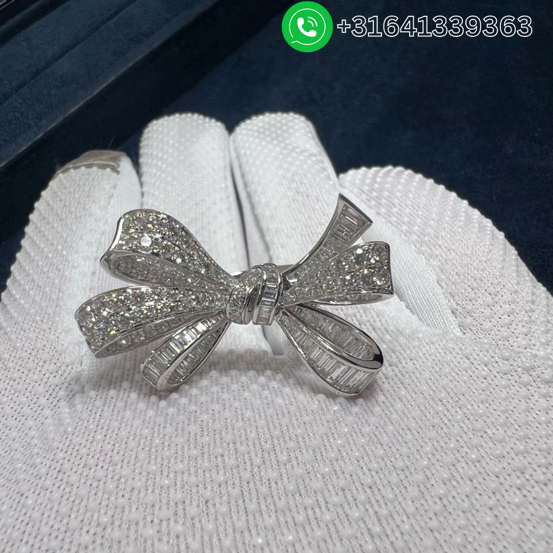 Graff Tilda’s Bow Double Knot Diamond 18K White Gold Ring RGR594 - Image 5